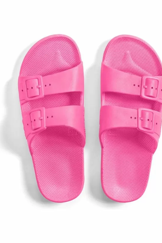 Store Slippers Glow Slippers