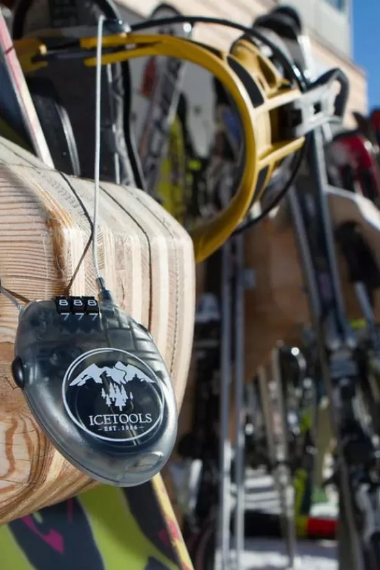 New Slot Mr. Lock Ski'S & Snowboards