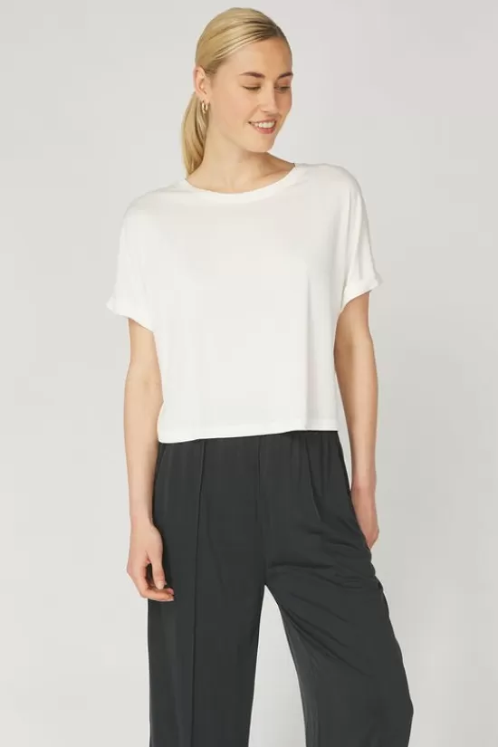 New T-Shirt Mama T-Shirts & Tops